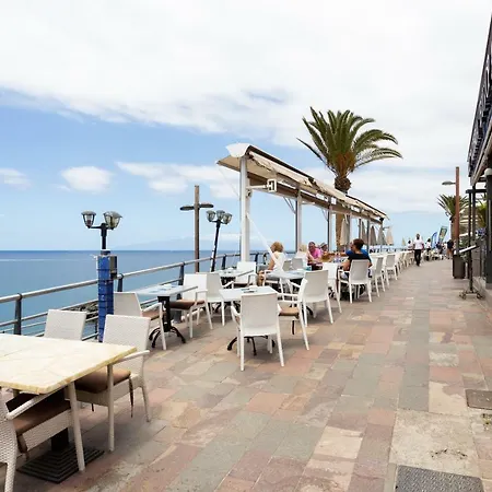 Apartment Beach Front In