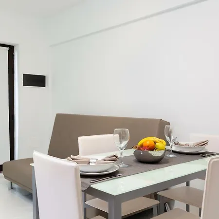 Apartment Beach Front In